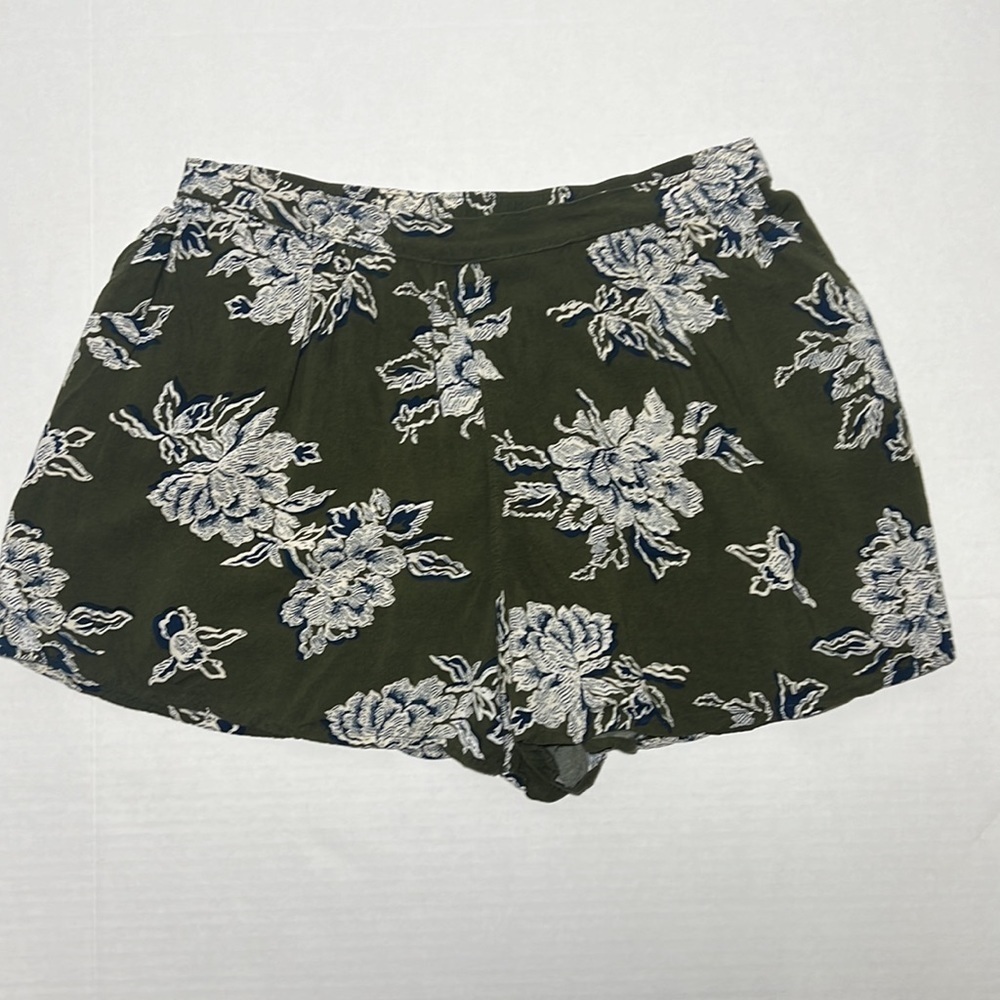 Abercrombie & Fitch Women's Shorts Lot Of 2 Drawstring Pull On Sz M Blue/Green - Picture 9 of 17